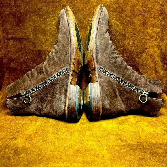 Fiorentini + Baker Brown Suede Ankle Boots - Picture 4 of 7